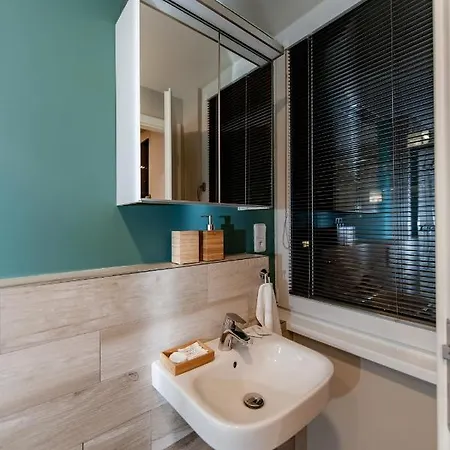 Apartment 4u: Kampus Upstairs *