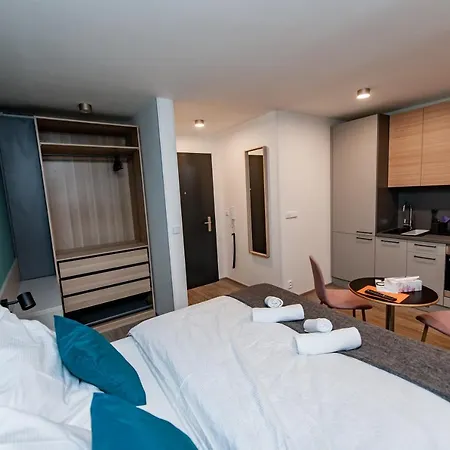 4u: Kampus Upstairs *