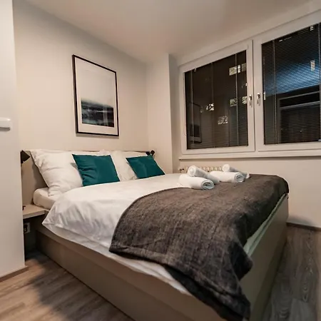 4u: Kampus Upstairs Apartment Hradec Kralove